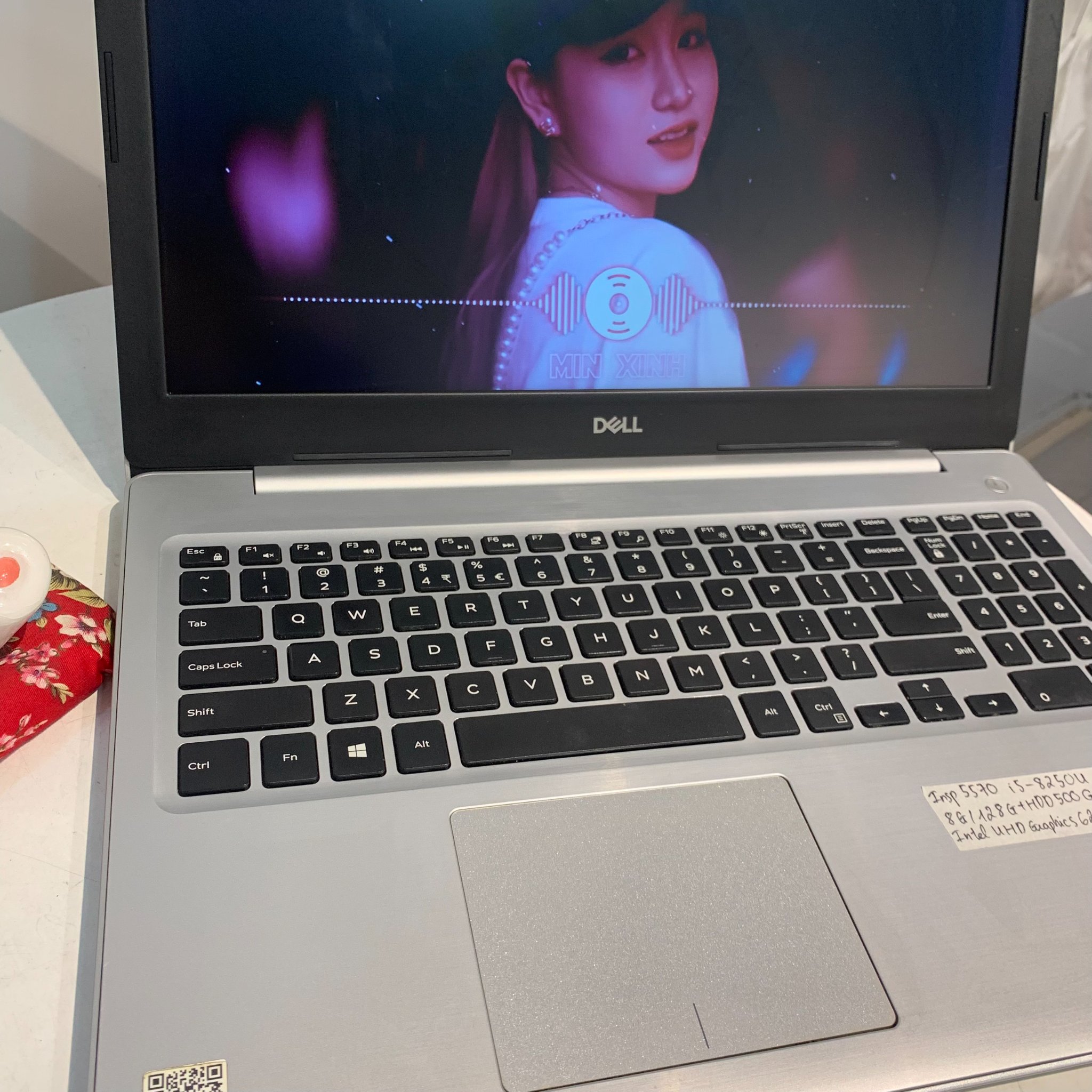 Laptop Cũ Dell Inspiron 5570