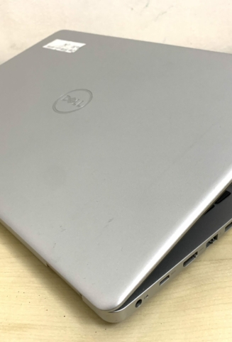 Laptop Cũ Dell Inspiron N5593 i5 1035G1/8Gb/512Gb/15.6″FHD