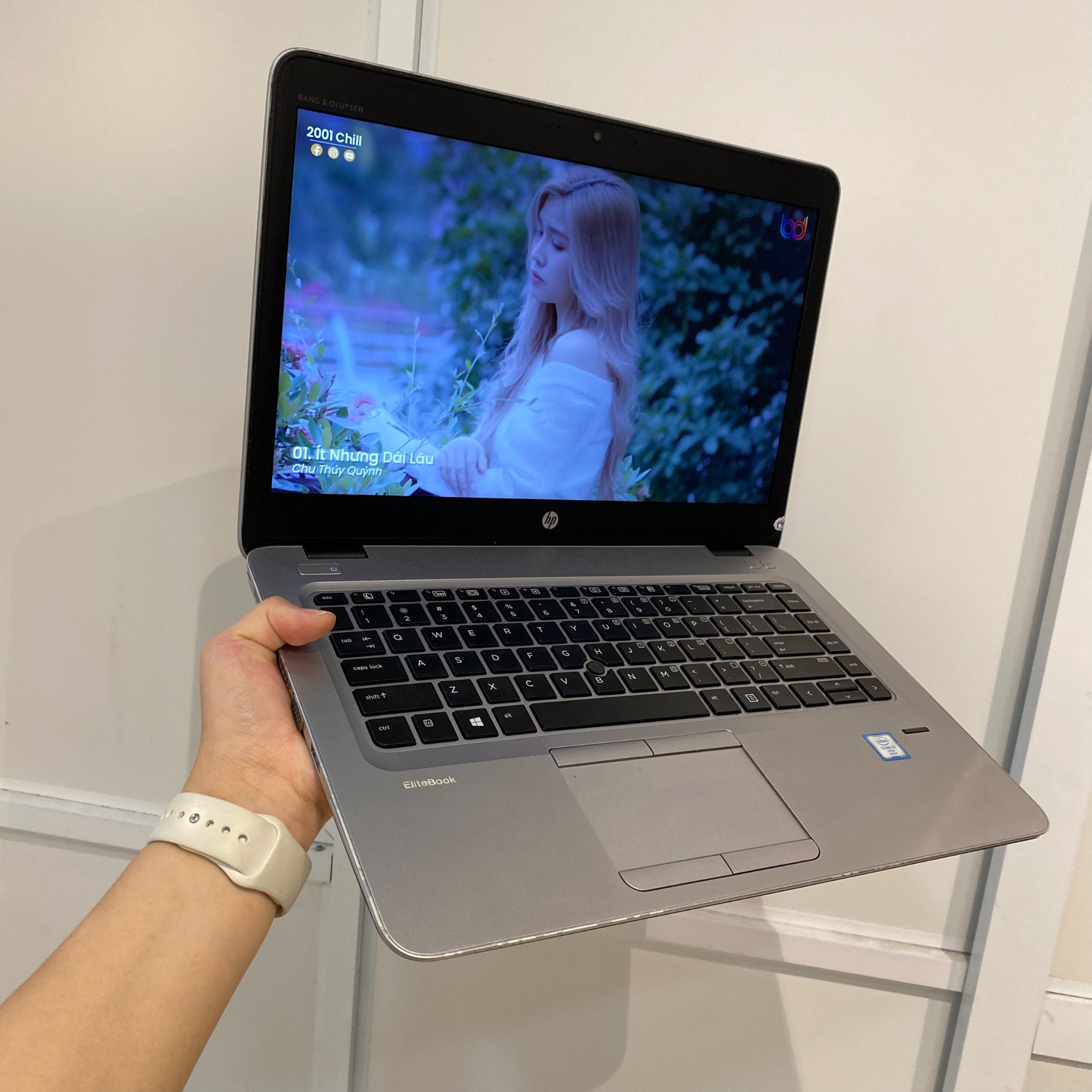 Laptop Cũ HP EliteBook 840 G3 i7- 6600U – Ram8GB – Ssd 256Gb – Intel HD graphic 520 – MH 14″ Full hd