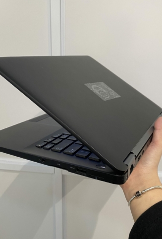 Laptop Cũ Dell Latitude E7270 Core i7 6600U ,RAM 4GB ,SSD 256GB ,VGA HD ,Màn 12,5inch FHD